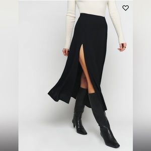 Reformation black Zoe skirt with thigh high slit size 10